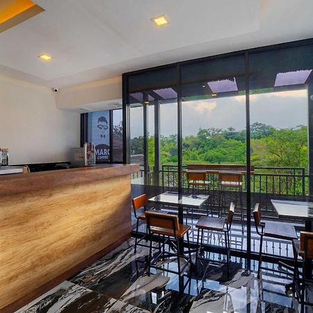 Tree Homestay Mitra Reddoorz Kasri Ngoại thất bức ảnh